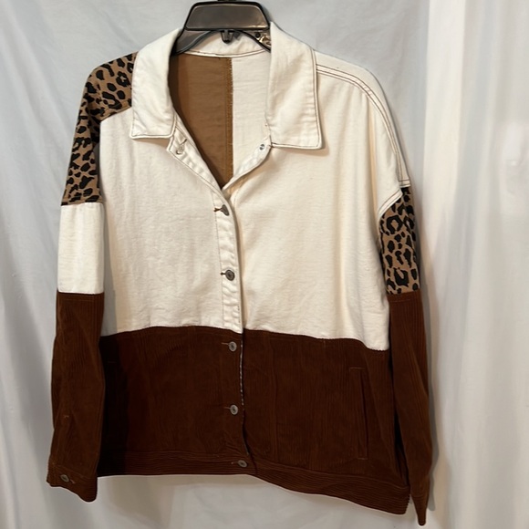 Trendy Women's Lightweight Brown White Animal Print Jacket Size XL - Picture 1 of 9